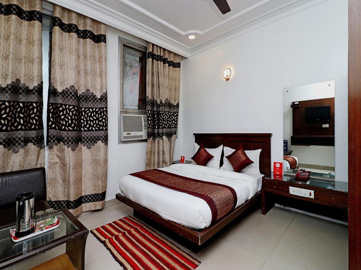 Oyo Flagship Kumar Palace نيودلهي المظهر الخارجي الصورة